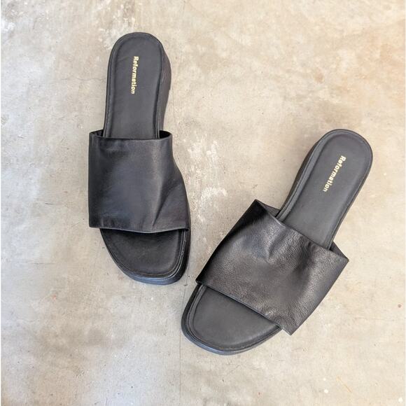 Reformation Rue Platform Slide Black Leather Sandals, size 8 - Picture 2 of 7